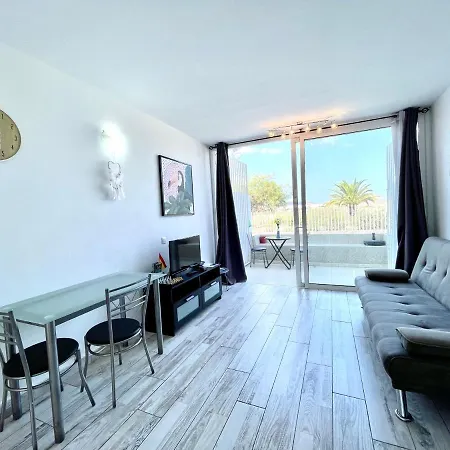 Oasis * Costa Del Silencio